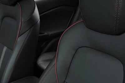 Tracker 2025 RS com acabamento e revestimento interno premium
